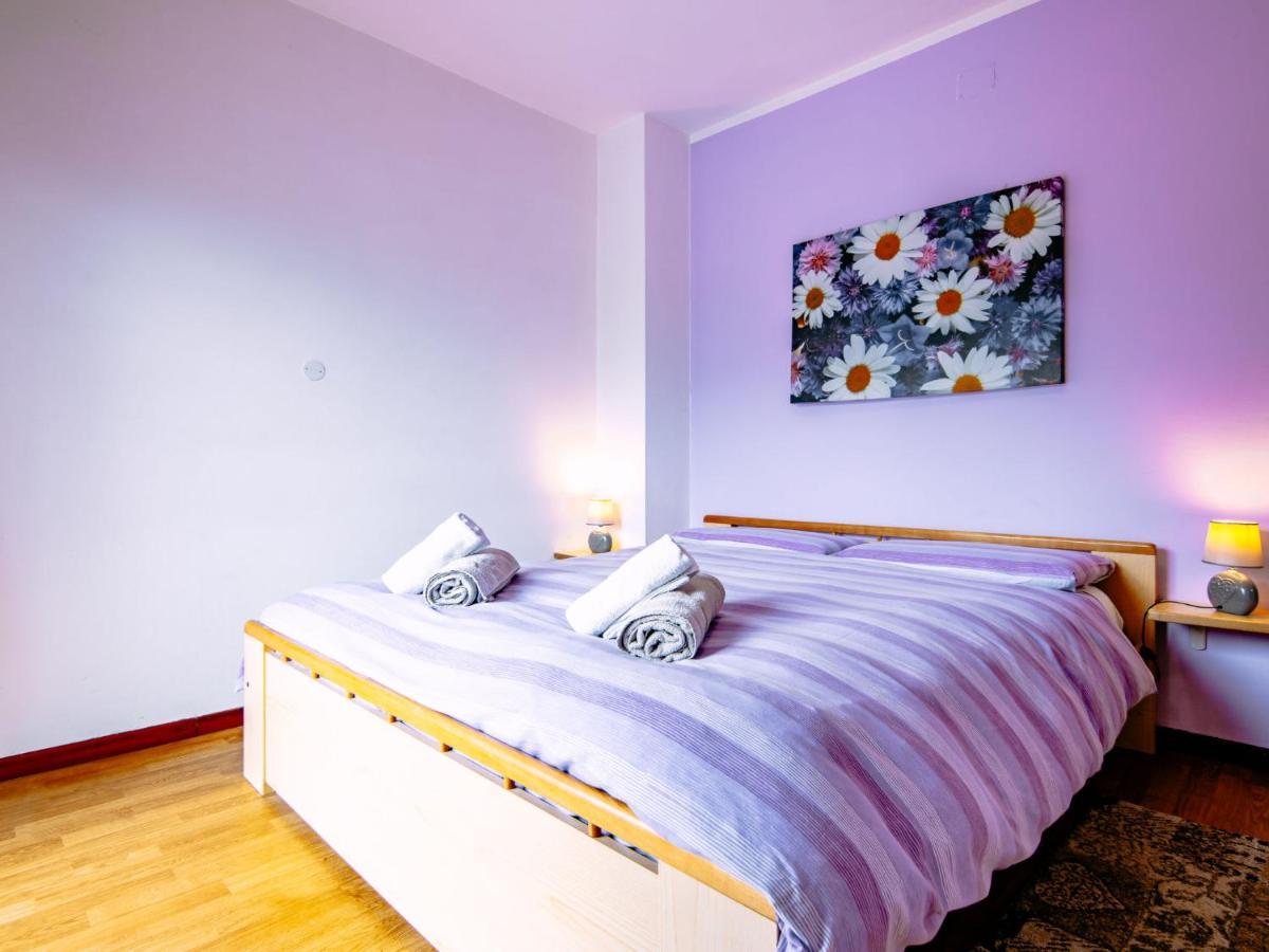 Deval-1 By Interhome Apartment Calceranica al Lago