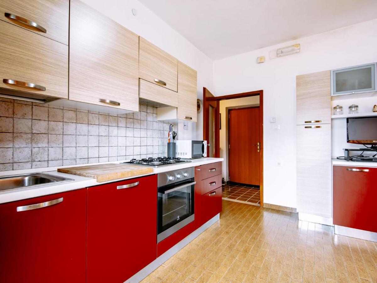 Deval-1 By Interhome Apartment Calceranica al Lago